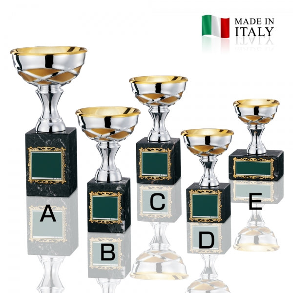 イタリア製の金属優勝カップ O-CI-1053